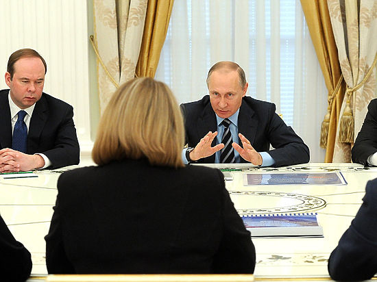 На встрече с Путиным Памфилова от возмущения постучала по столу