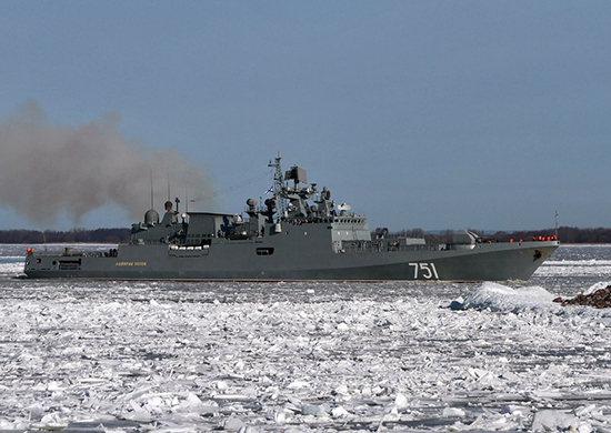 Новый СКР «Адмирал Эссен» покинул Кронштадт и взял курс в Баренцево море в рамках госиспытаний