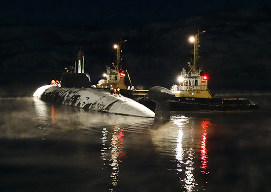 Атомная подводная лодка «Кузбасс» после ремонта торжественно передана Тихоокеанскому флоту