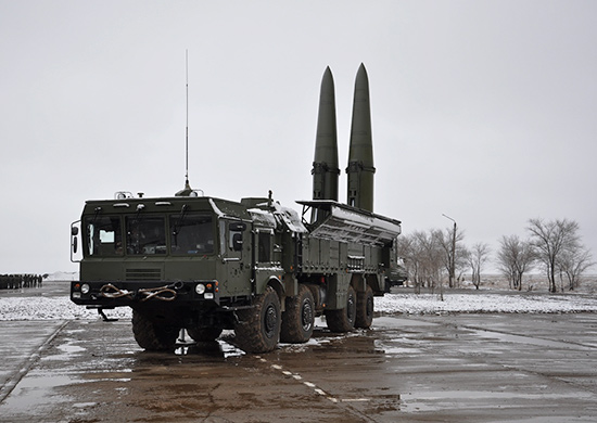 Военнослужащие ракетного соединения ВВО приступили к освоению ОТРК «Искандер-М»