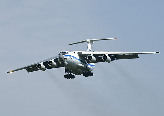 Самолеты Ил-76 двух транспортных авиаполков перебазированы на оперативный аэродром в рамках проверки боеготовности
