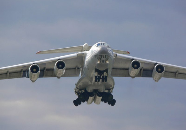 Ил-76 тяжелый военно-транспортный самолёт