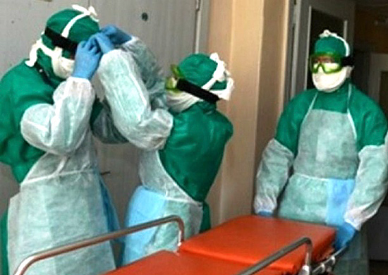 Медики ЦВО удостоены благодарности Президента России за борьбу с лихорадкой Эбола в Гвинее