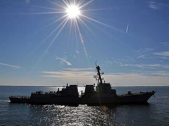 Военные корабли России и США 