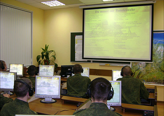 Миротворческие подразделения ВДВ пополнились военнослужащими-лингвистами