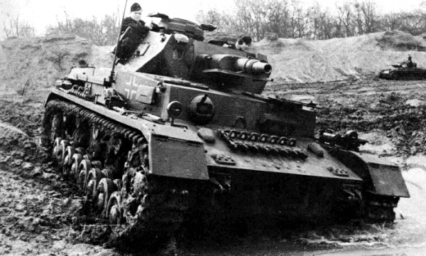 Германский танк PzKpfw IV Ausf F1 (Т-4)