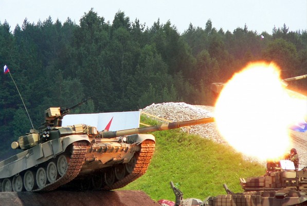 Российский танк Т-90 